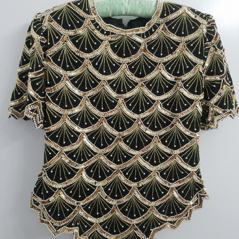 Sequence evening top